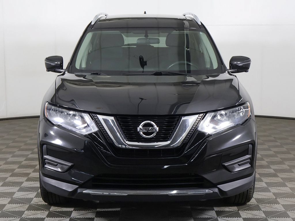 Used 2017 Nissan Rogue SV AWD/4WD image 12