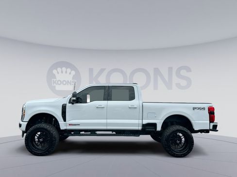 Used 2024 Ford F250 Lariat w/ Black Appearance Package image 2