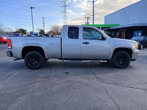 Used 2007 GMC Sierra 1500 SLE w/ SLE1 Preferred Package AWD/4WD image 4