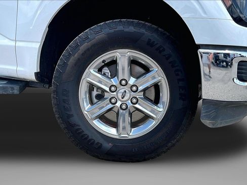 Used 2025 Ford F150 XLT w/ Equipment Group 301A Standard AWD/4WD image 9