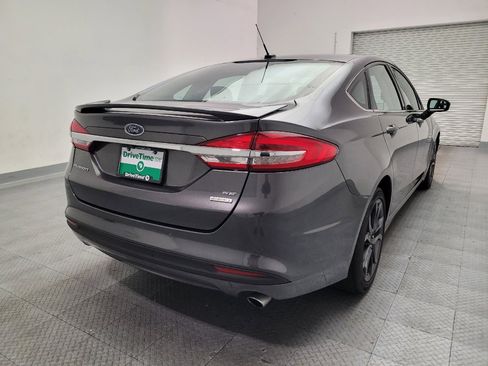 Used 2018 Ford Fusion SE w/ Equipment Group 201A FWD image 7