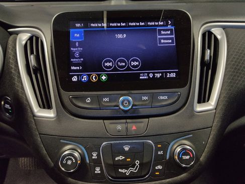Used 2024 Chevrolet Malibu LS FWD image 25