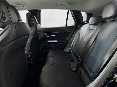 Certified 2025 Mercedes-Benz GLC 350e 4MATIC image 9