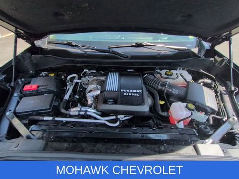 Used 2022 Chevrolet Silverado 1500 Custom Trail Boss w/ Midnight Edition AWD/4WD image 31