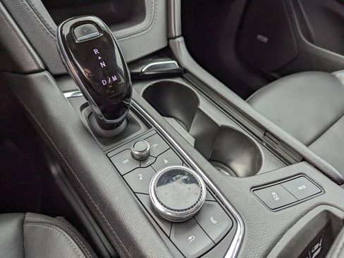 Used 2020 Cadillac XT6 Sport image 27