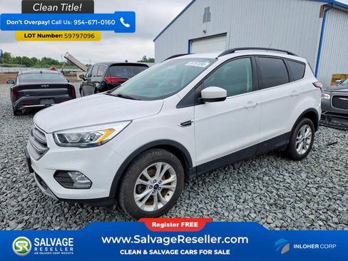 Used 2017 Ford Escape SE w/ Equipment Group 201A FWD image 1
