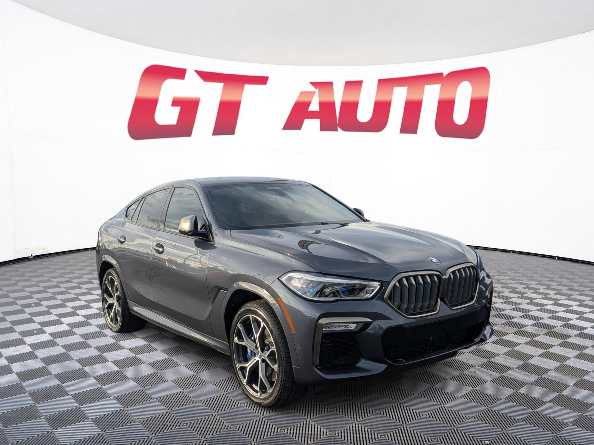 Used 2021 BMW X6 M50i w/ Executive Package AWD/4WD image 1