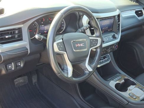 Used 2020 GMC Acadia SLE w/ Driver Convenience Package image 7