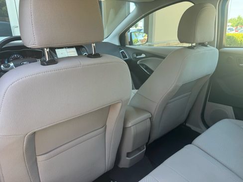 Used 2018 Ford Focus Electric Hatchback FWD image 25