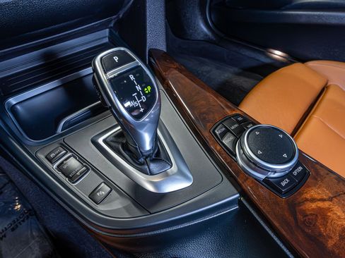 Used 2016 BMW 340i SEDAN image 16