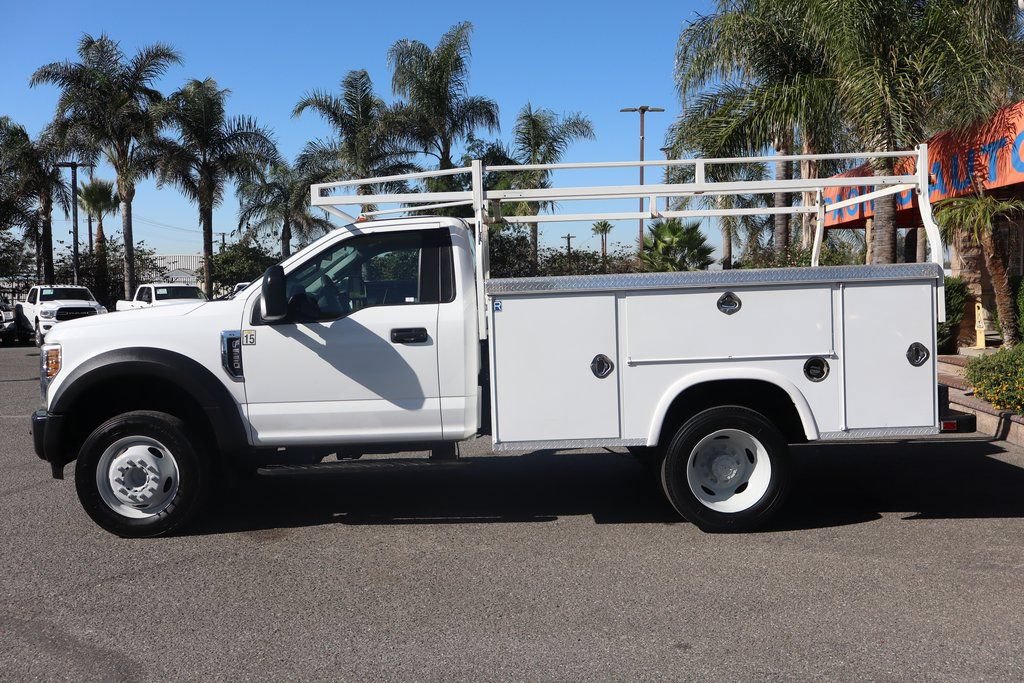 Used 2018 Ford F550 2WD Regular Cab Super Duty image 5