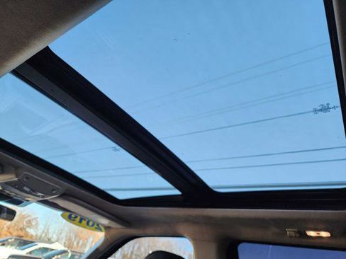 Used 2019 Ford F150 Limited w/ Trailer Tow Package image 24