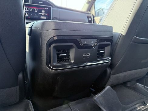 Used 2023 GMC Sierra 1500 AT4 w/ AT4 Preferred Package image 27