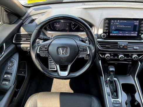 Used 2022 Honda Accord Sport image 5