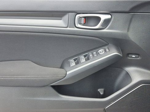 Used 2022 Honda Civic Sport image 13