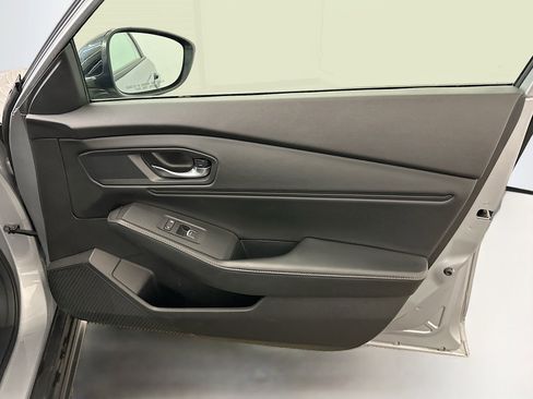 Used 2023 Honda Accord Sport image 32