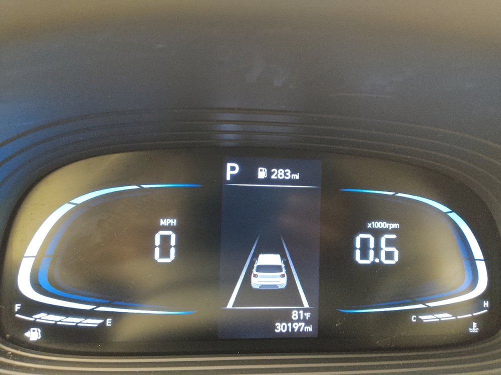 Used 2023 Hyundai Venue SEL FWD image 23