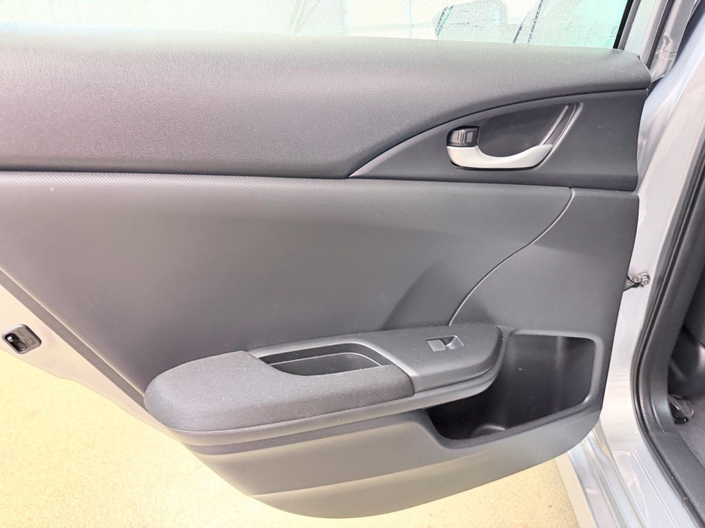 Used 2019 Honda Civic LX image 18