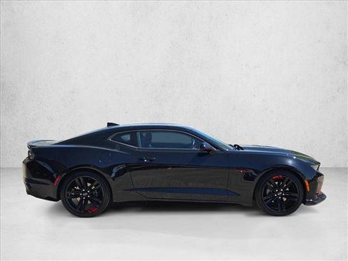 Used 2021 Chevrolet Camaro LT w/ Redline Edition image 4