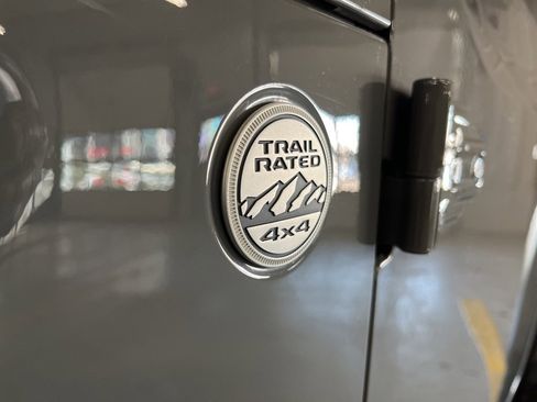 Used 2019 Jeep Wrangler Sport image 13