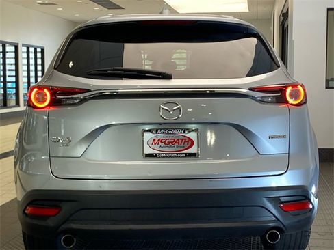 Used 2022 MAZDA CX-9 Touring image 5