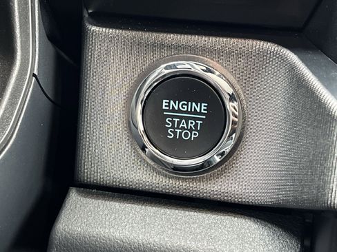 Used 2025 Ford F350 Platinum image 29