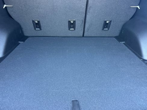 New 2026 Chevrolet Equinox EV LT image 14