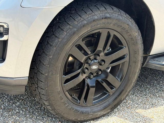 Used 2022 Ford Expedition Max Limited AWD/4WD image 9