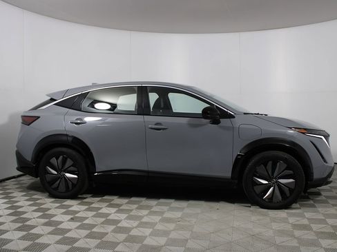 Used 2024 Nissan Ariya FWD image 35