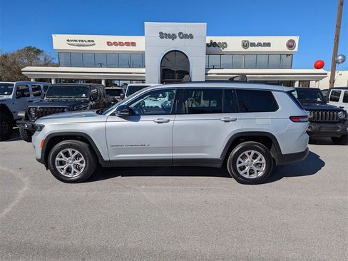 Used 2021 Jeep Grand Cherokee L Limited image 8
