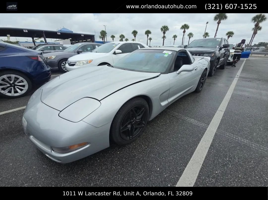 Used 1999 Chevrolet Corvette Coupe w/ Performance Handling Pkg RWD image 1