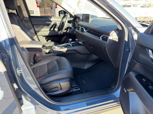 Used 2024 MAZDA CX-5 Carbon Edition image 10