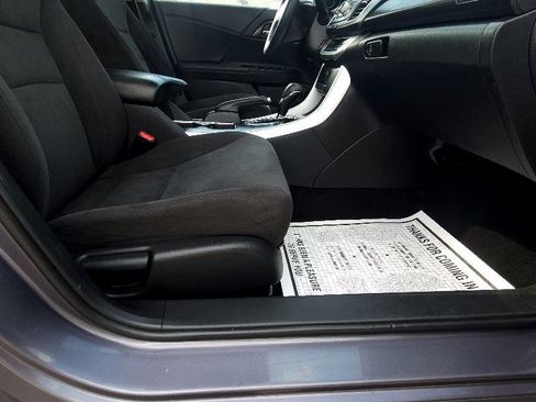 Used 2015 Honda Accord EX image 31