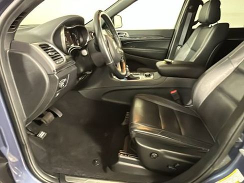 Used 2020 Jeep Grand Cherokee Limited AWD/4WD image 12