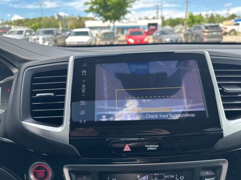 Used 2018 Honda Pilot Touring image 68