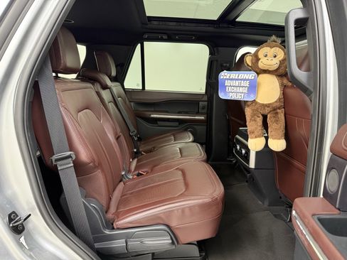 Used 2024 Ford Expedition Limited image 30