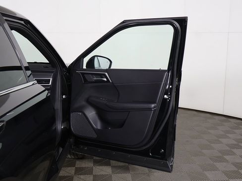 New 2026 Mitsubishi Outlander LE AWD/4WD image 21