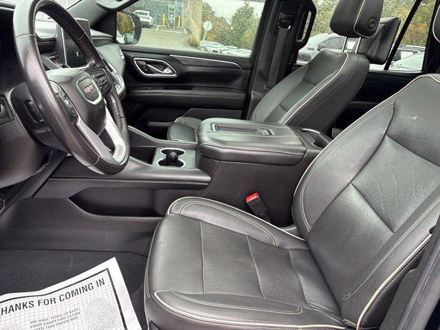 Used 2023 GMC Yukon SLT AWD/4WD image 9