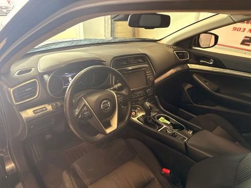Used 2020 Nissan Maxima 3.5 S w/ Floor Mat Group FWD image 10