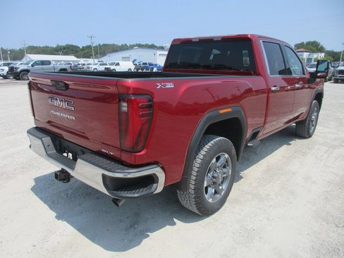 New 2026 GMC Sierra 2500 SLT AWD/4WD image 5
