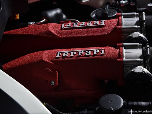 Used 2024 Ferrari Roma image 40