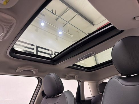 Used 2024 MINI Cooper S image 11