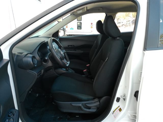 Used 2024 Nissan Kicks S FWD image 14