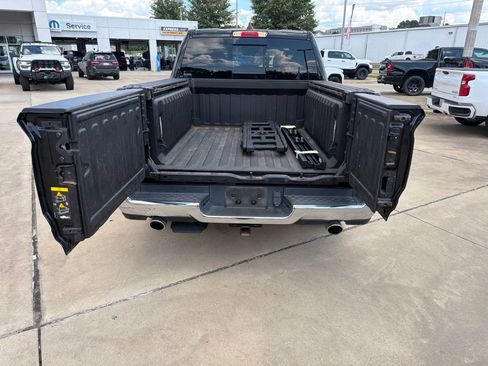 Used 2021 RAM 1500 Limited AWD/4WD image 10