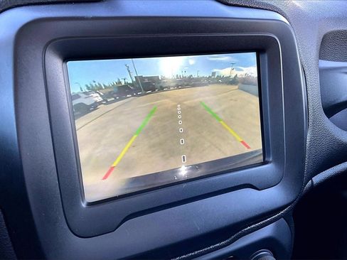 Used 2020 Jeep Renegade Altitude image 22