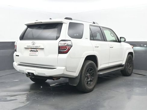 Used 2021 Toyota 4Runner SR5 Premium w/ Moonroof Package RWD image 6