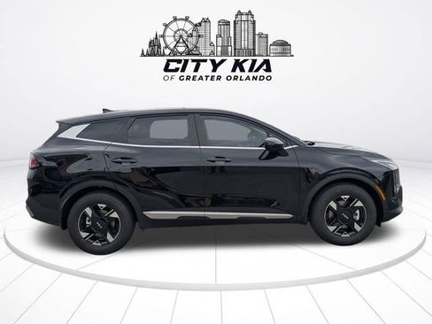 New 2026 Kia Sportage LX FWD image 8