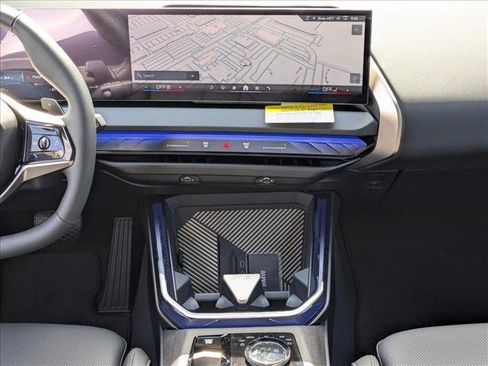 Used 2025 BMW X3 xDrive30i w/ Convenience Package image 11