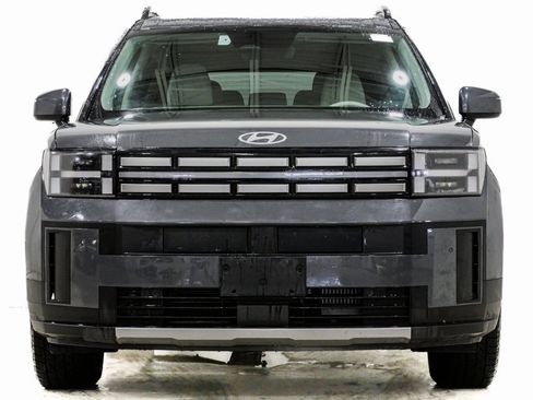 Used 2025 Hyundai Santa Fe SEL image 2