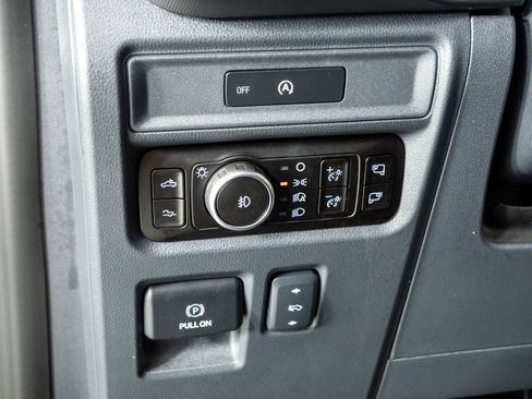 Used 2025 Ford F150 Raptor image 9